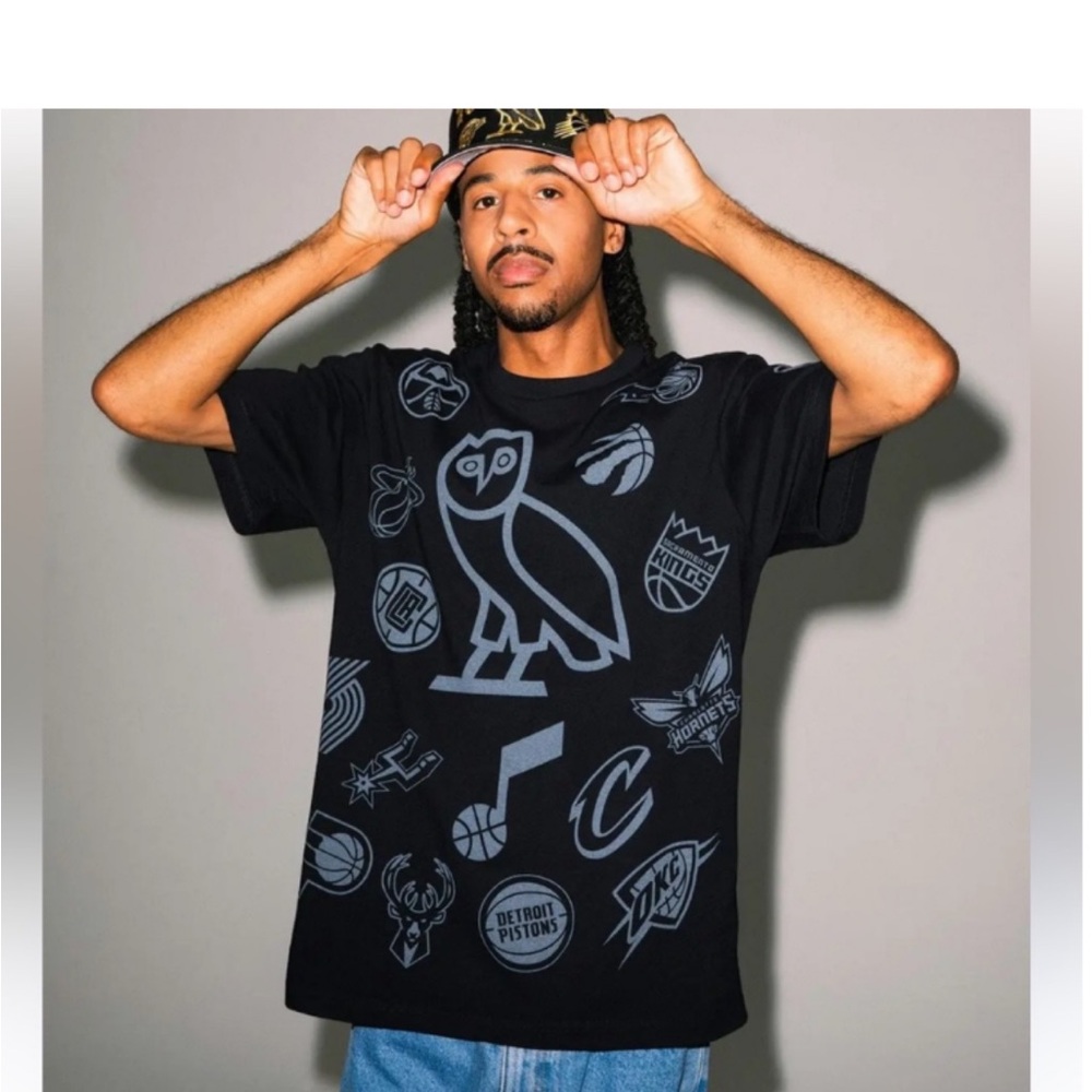 Authentic ovo Black nba Graphic T-Shirt